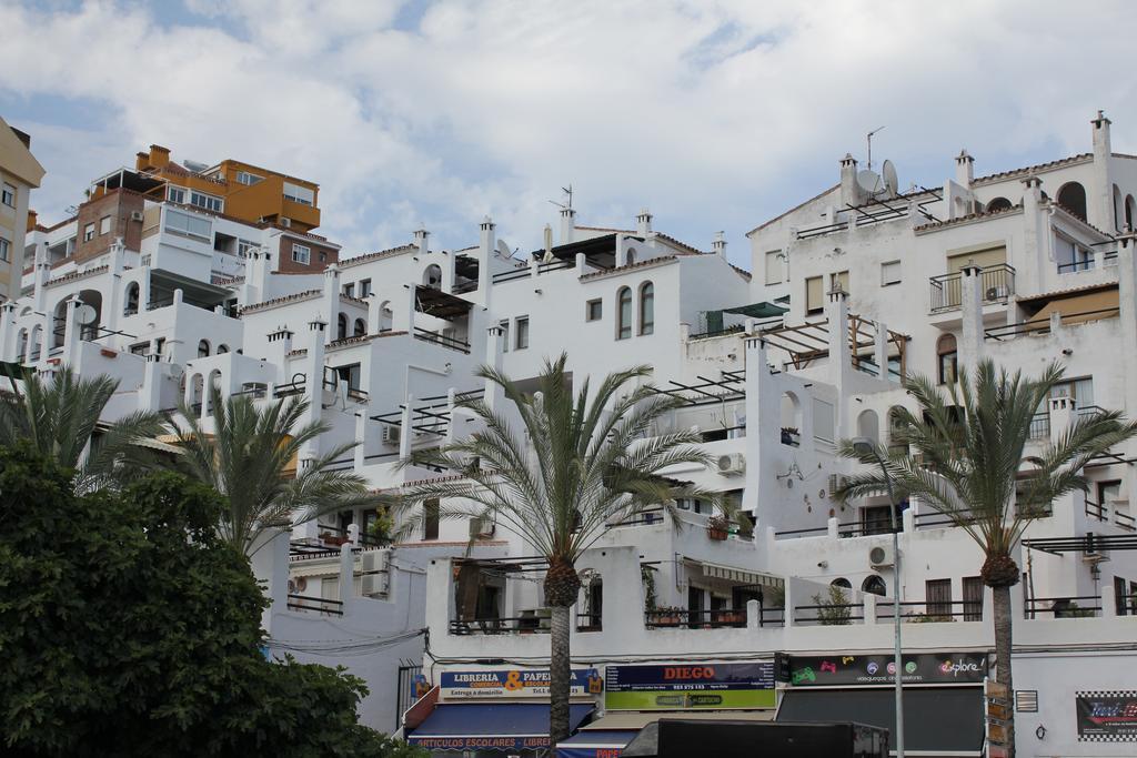 Apartamento Turistico Pueblo Evita Apartment Benalmadena Ngoại thất bức ảnh